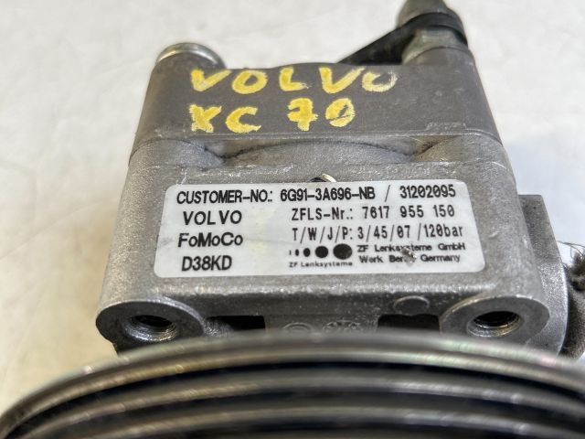 bontott VOLVO V70 Kormányszervó Motor (Hidraulikus)