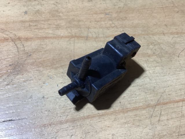 bontott VOLVO V70 Turbó Vákum Szelep