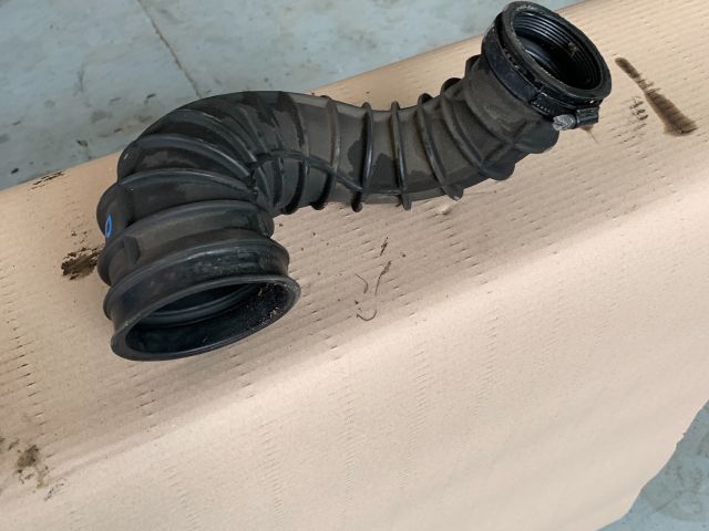 bontott VOLVO V70 Turbócső