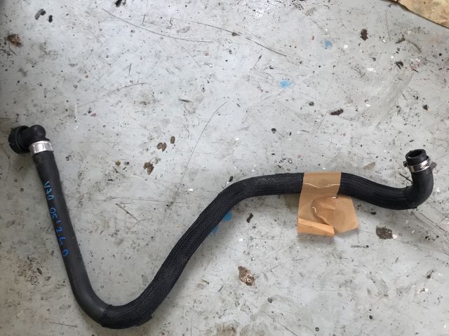 bontott VOLVO V70 Vízcső