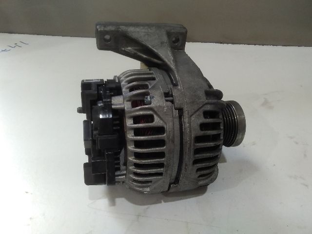 bontott VOLVO V70 Generátor