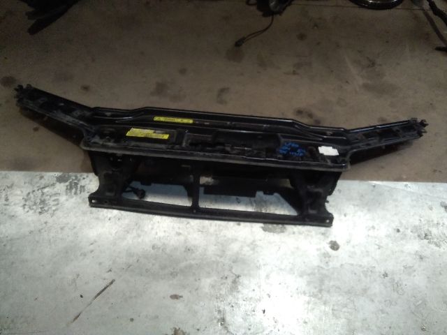 bontott VOLVO V70 Homlokfal (Üres lemez)