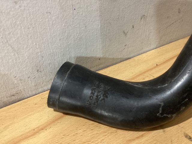 bontott VOLVO V70 Légbeömlő Cső