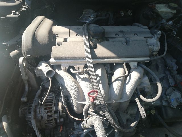 bontott VOLVO V70 Motor (Fűzött blokk hengerfejjel)