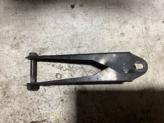 bontott VOLVO V70 Motor Tartó Bak (Pozíciófüggetlen)