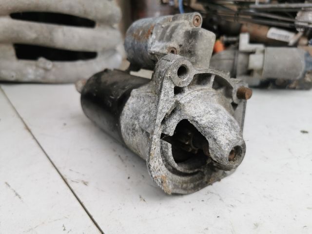 bontott VOLVO V70 Önindító