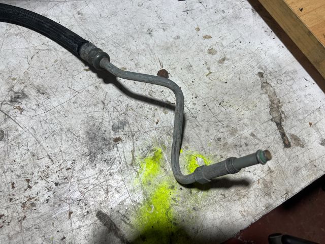 bontott VOLVO V70 Szervócső