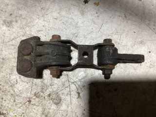 bontott VOLVO V70 Váltó Tartó Bak (Pozíciófüggetlen)