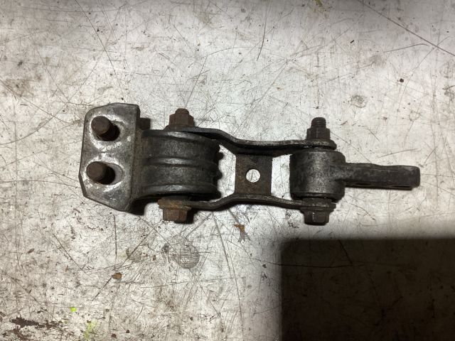 bontott VOLVO V70 Váltó Tartó Bak (Pozíciófüggetlen)