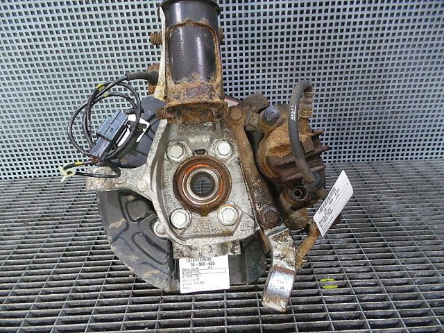 bontott VOLVO V70 Bal első Csonkállvány