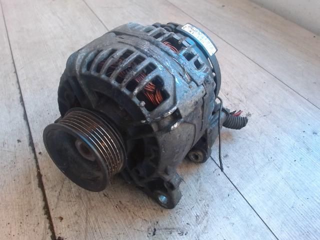 bontott VOLVO V70 Generátor