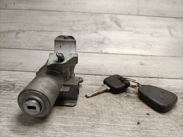 bontott VOLVO V70 Gyújtáskapcsoló Házzal