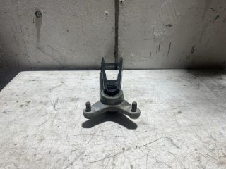 bontott VOLVO V70 Motor Tartó Bak (Pozíciófüggetlen)