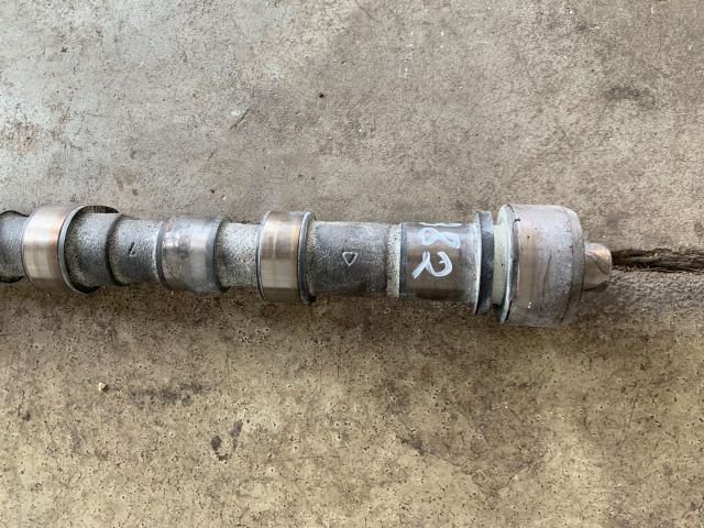 bontott VOLVO V70 Szívó Vezérműtengely