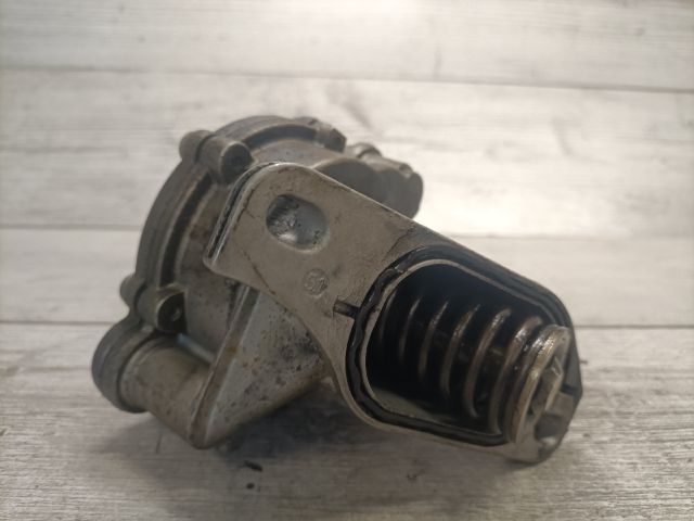 bontott VOLVO V70 Vákumpumpa