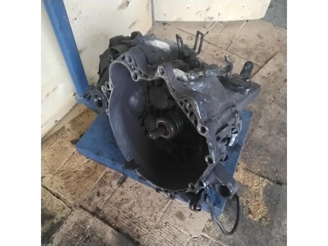 bontott VOLVO V70 Váltó (Mechanikus)