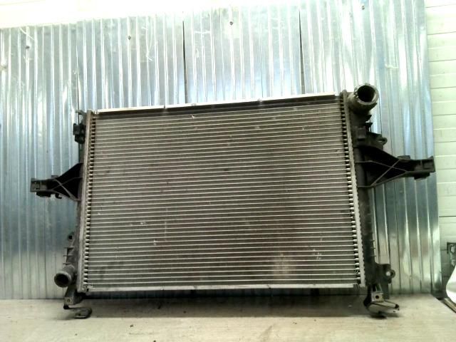 bontott VOLVO V70 Vízhűtő Radiátor (Klímás)