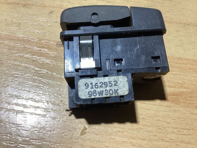 bontott VOLVO V70 Ablakfűtés Kapcsoló