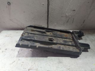 bontott VOLVO V70 Akkumulátor Tartó