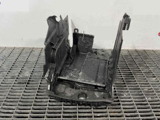 bontott VOLVO V70 Akkumulátor Tartó