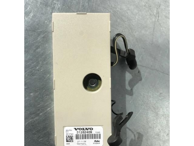 bontott VOLVO V70 Antenna Erősítő