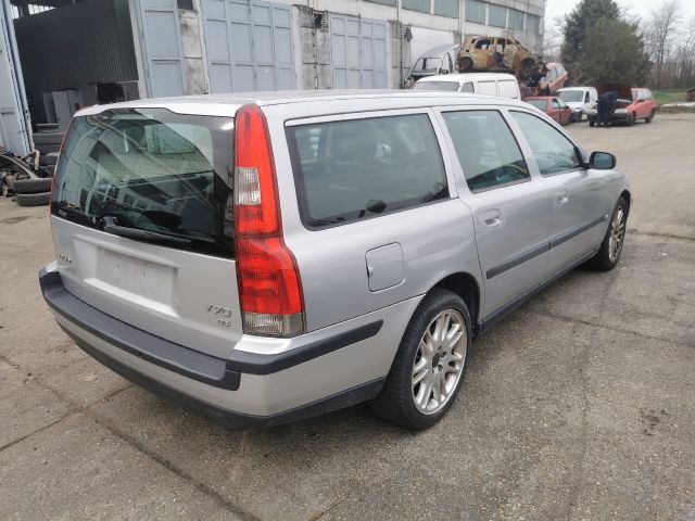 bontott VOLVO V70 Bal Alsó Hátsó Lámpa