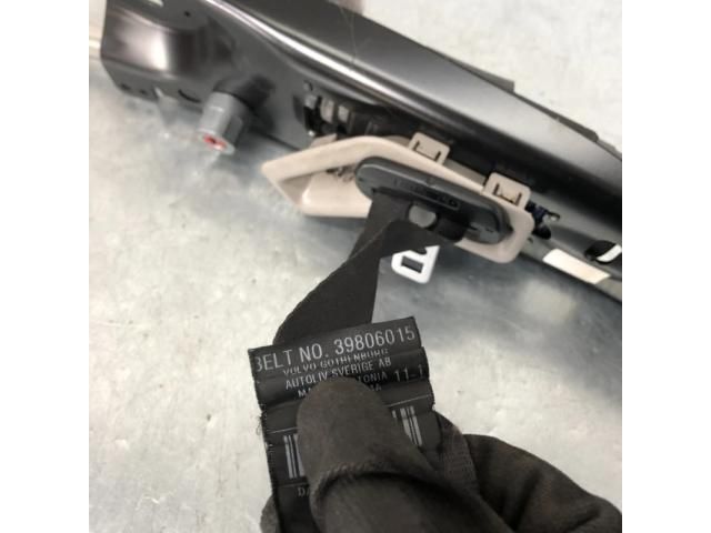 bontott VOLVO V70 Bal első Biztonsági Öv