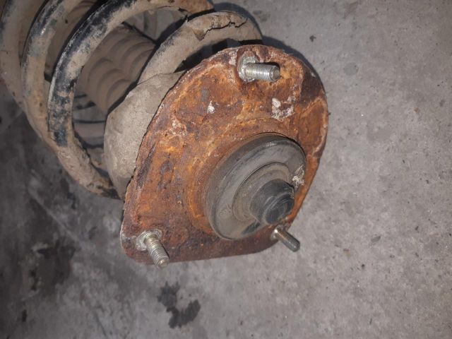 bontott VOLVO V70 Bal első Gólyaláb (Lengécsillapító, Rugó)