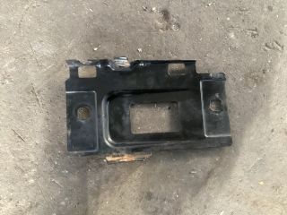 bontott VOLVO V70 Bal első Lökhárító Merevítő Tartó (Fém)