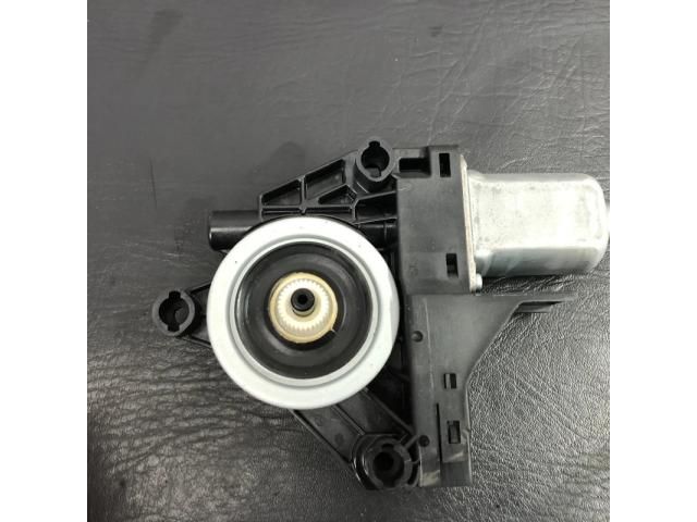 bontott VOLVO V70 Bal hátsó Ablakemelő Motor