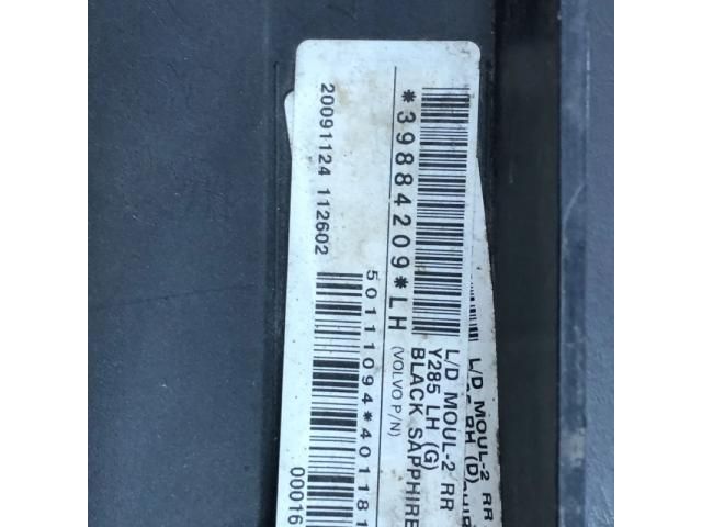 bontott VOLVO V70 Bal hátsó Ajtó Díszléc