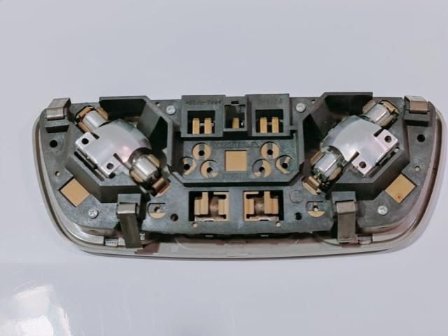 bontott VOLVO V70 Beltér Világítás Első