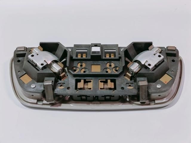 bontott VOLVO V70 Beltér Világítás Első