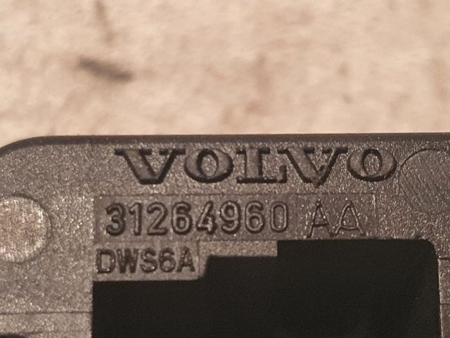 bontott VOLVO V70 Csomagtérajtó Kapcsoló