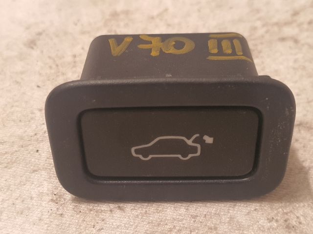 bontott VOLVO V70 Csomagtérajtó Kapcsoló