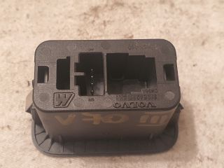 bontott VOLVO V70 Csomagtérajtó Kapcsoló