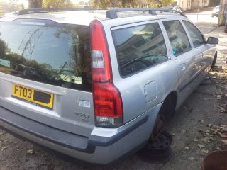 bontott VOLVO V70 Csomagtérajtó (Részeivel)