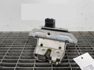 bontott VOLVO V70 Csomagtérajtó Ütköző