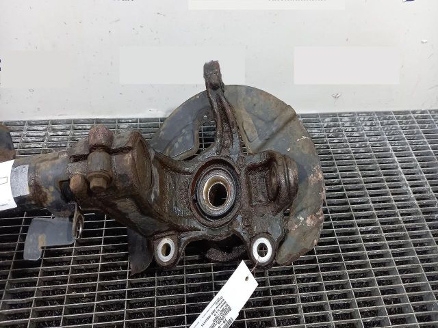 bontott VOLVO V70 Jobb első Csonkállvány