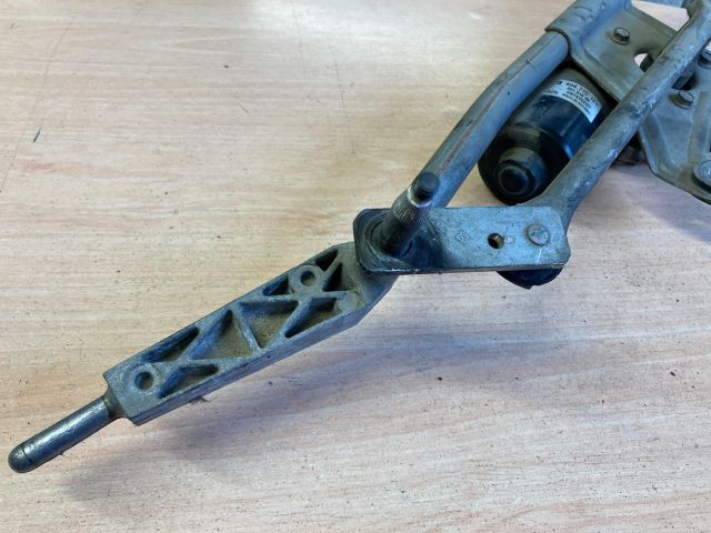 bontott VOLVO V70 Első Ablaktörlő Szerkezet Motorral