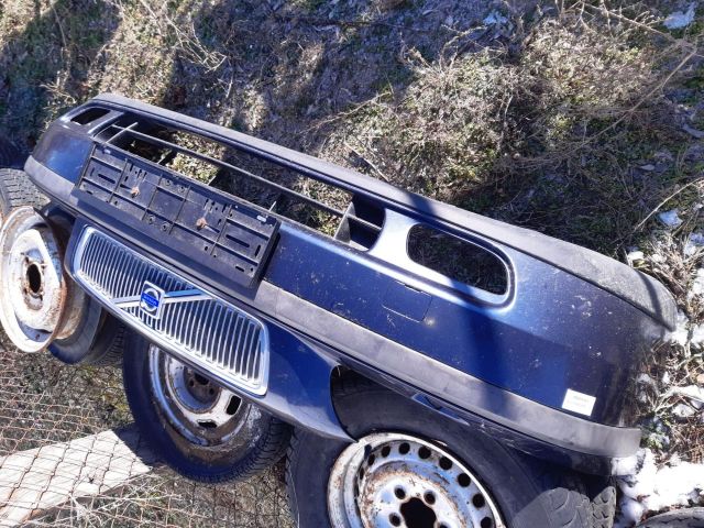 bontott VOLVO V70 Első Lökhárító (Üresen)