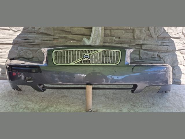 bontott VOLVO V70 Első Lökhárító (Üresen)