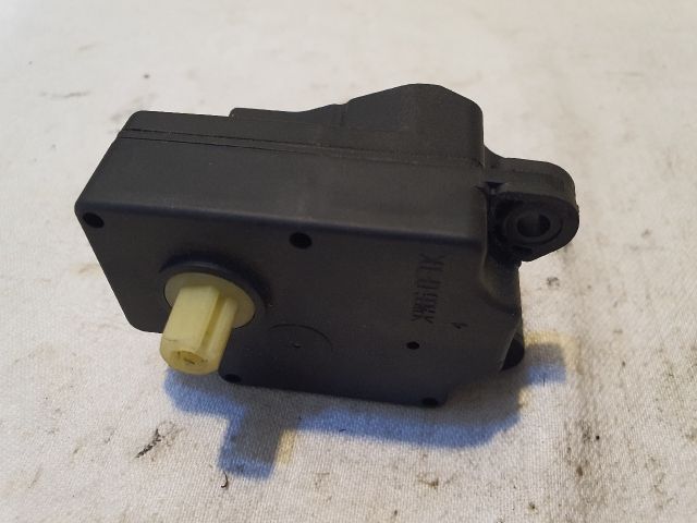 bontott VOLVO V70 Fűtés Állító Motor