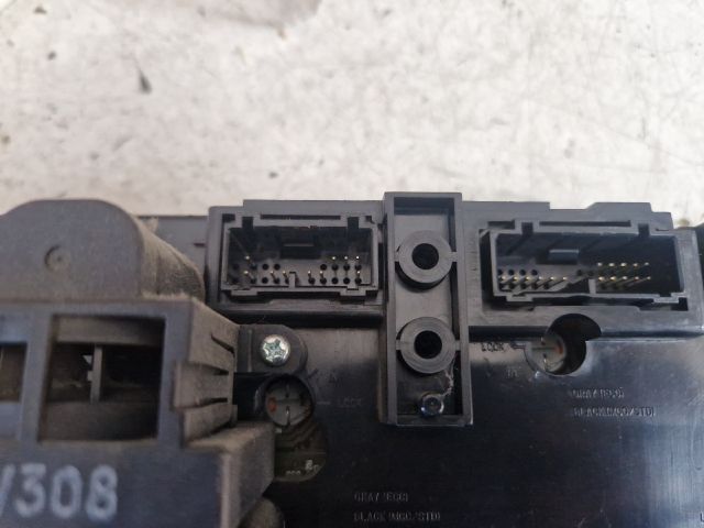 bontott VOLVO V70 Fűtéskapcsoló (manuális klímás)