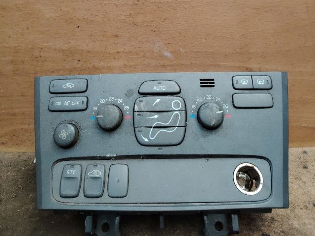 bontott VOLVO V70 Fűtéskapcsoló (manuális klímás)