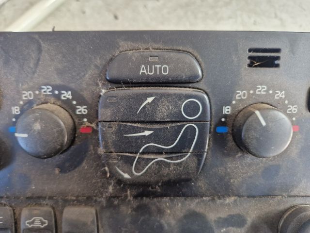 bontott VOLVO V70 Fűtéskapcsoló (manuális klímás)