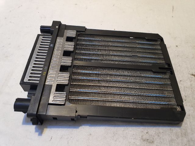 bontott VOLVO V70 Fűtőradiátor (Elektromos)