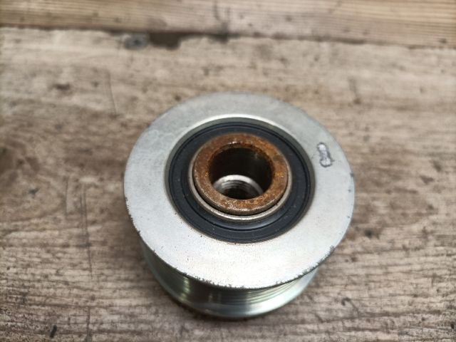 bontott VOLVO V70 Generátor Szabadonfutó