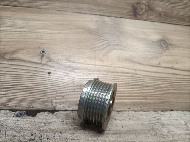 bontott VOLVO V70 Generátor Szabadonfutó