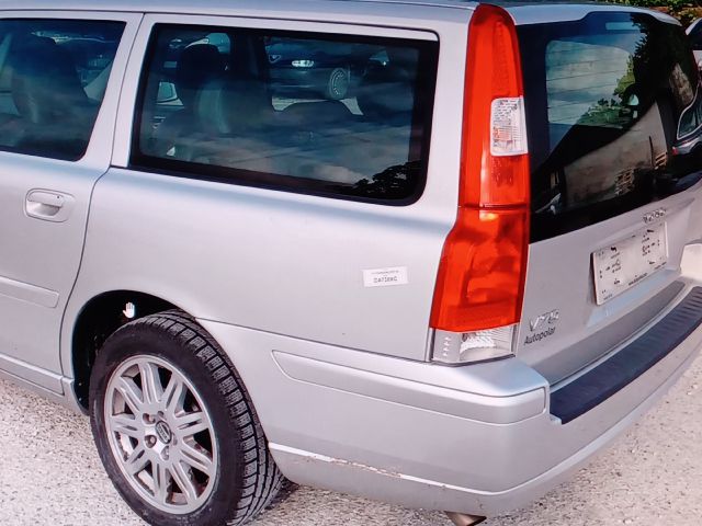 bontott VOLVO V70 Hátsó Lökhárító (Üresen)